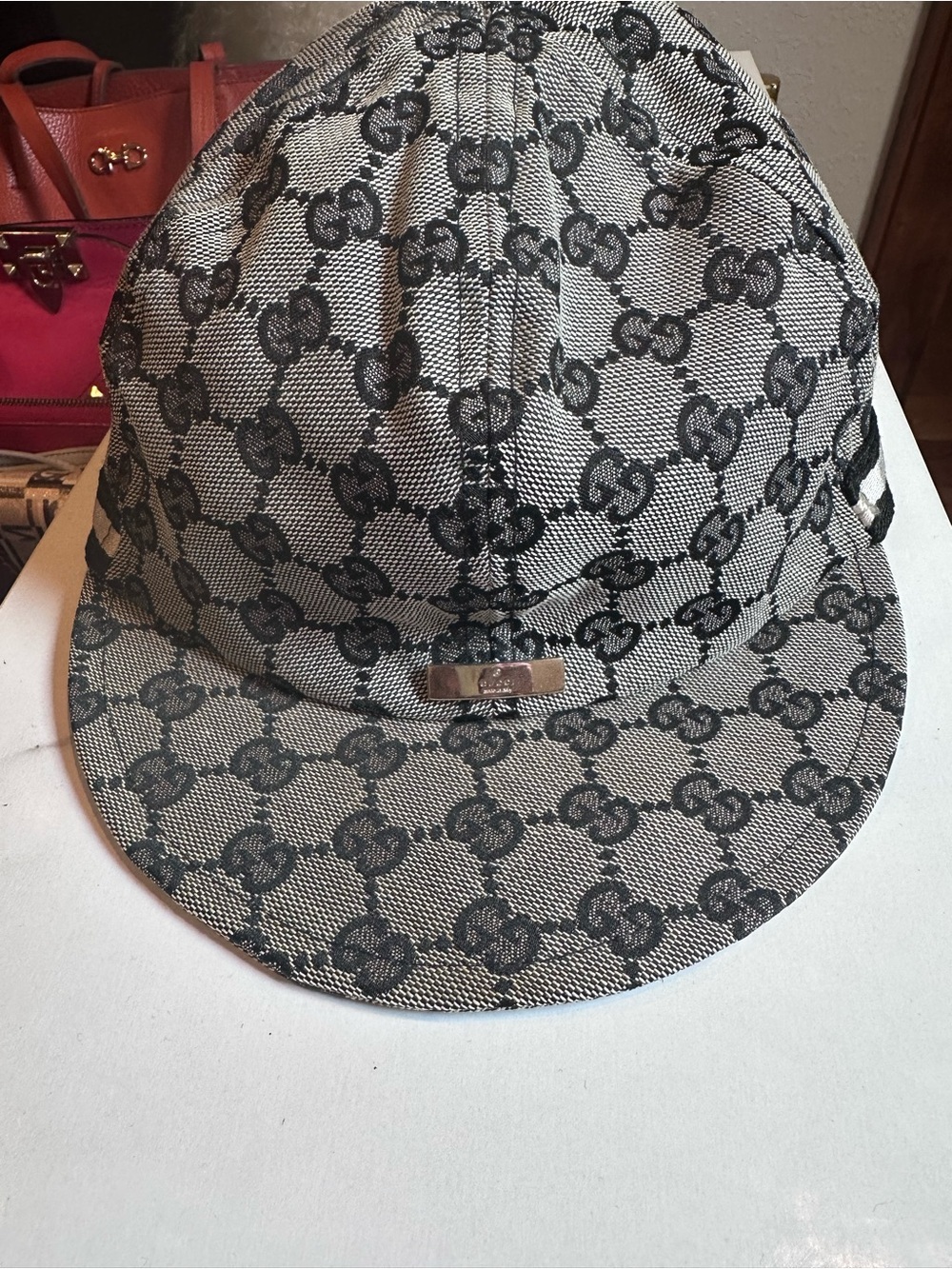 Gucci GG Logo baseball cap
